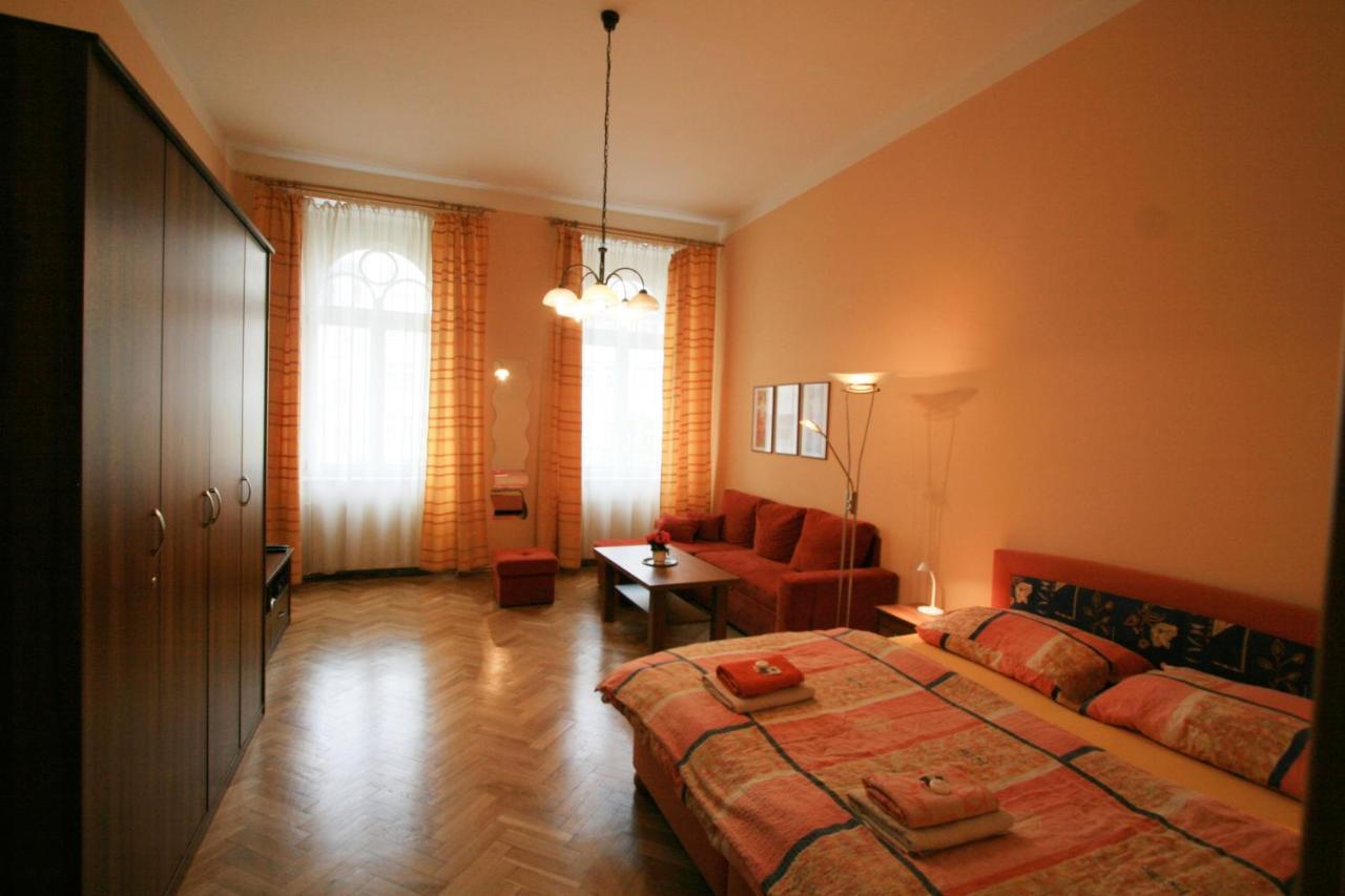Apartment No. 19 Jaltska 3 カルロヴィ・ヴァリ エクステリア 写真